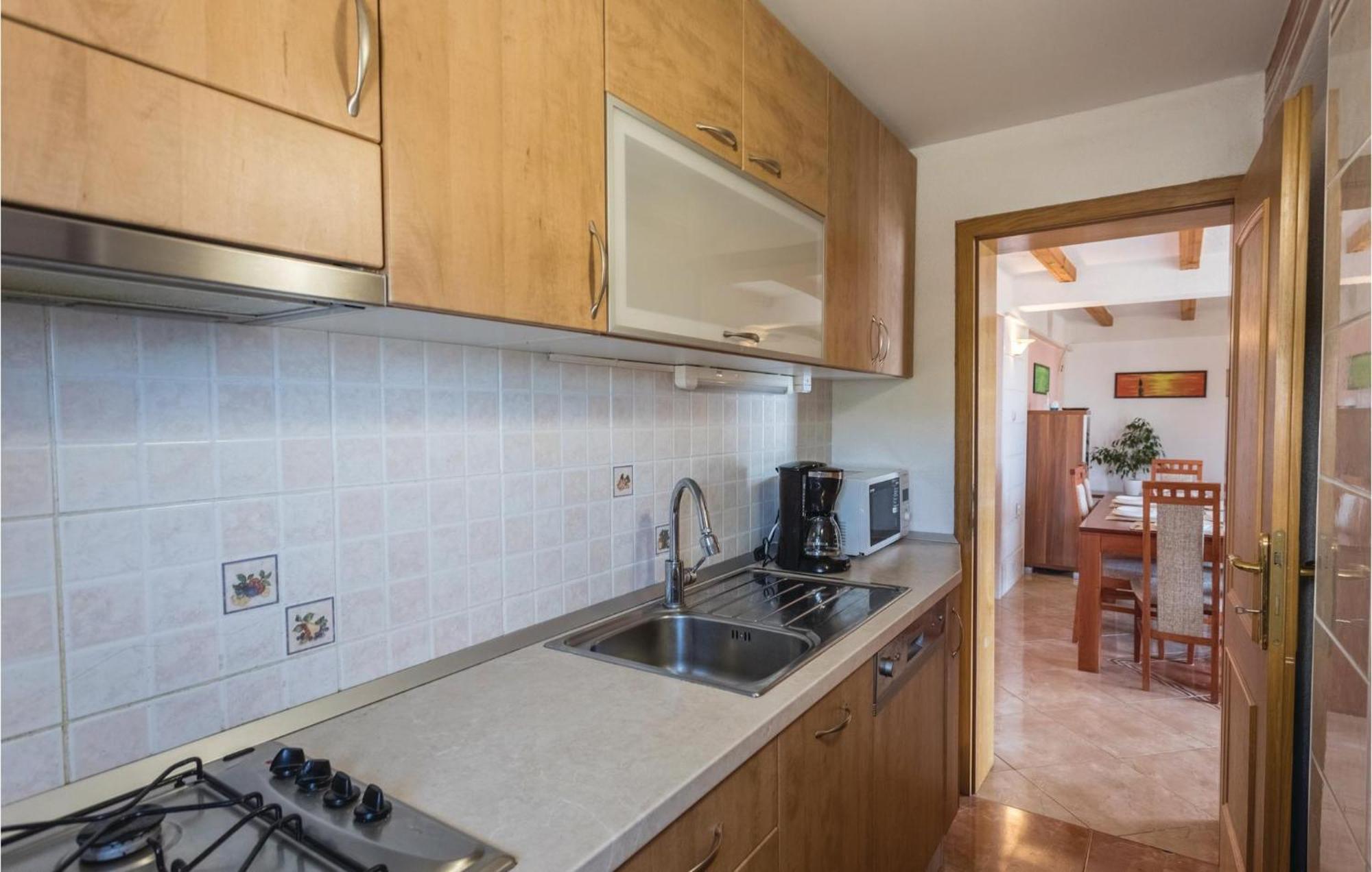 Lovely Apartment In Komarna With House Sea View Klek Exterior foto