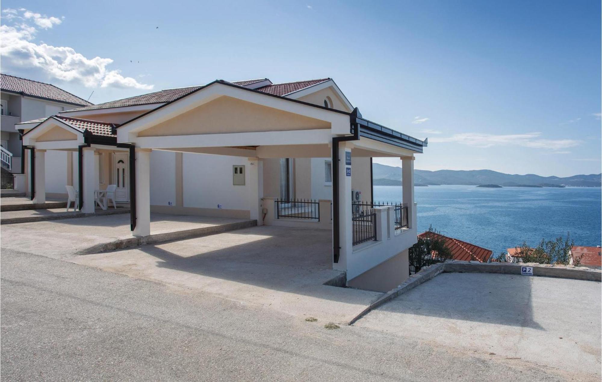 Lovely Apartment In Komarna With House Sea View Klek Exterior foto