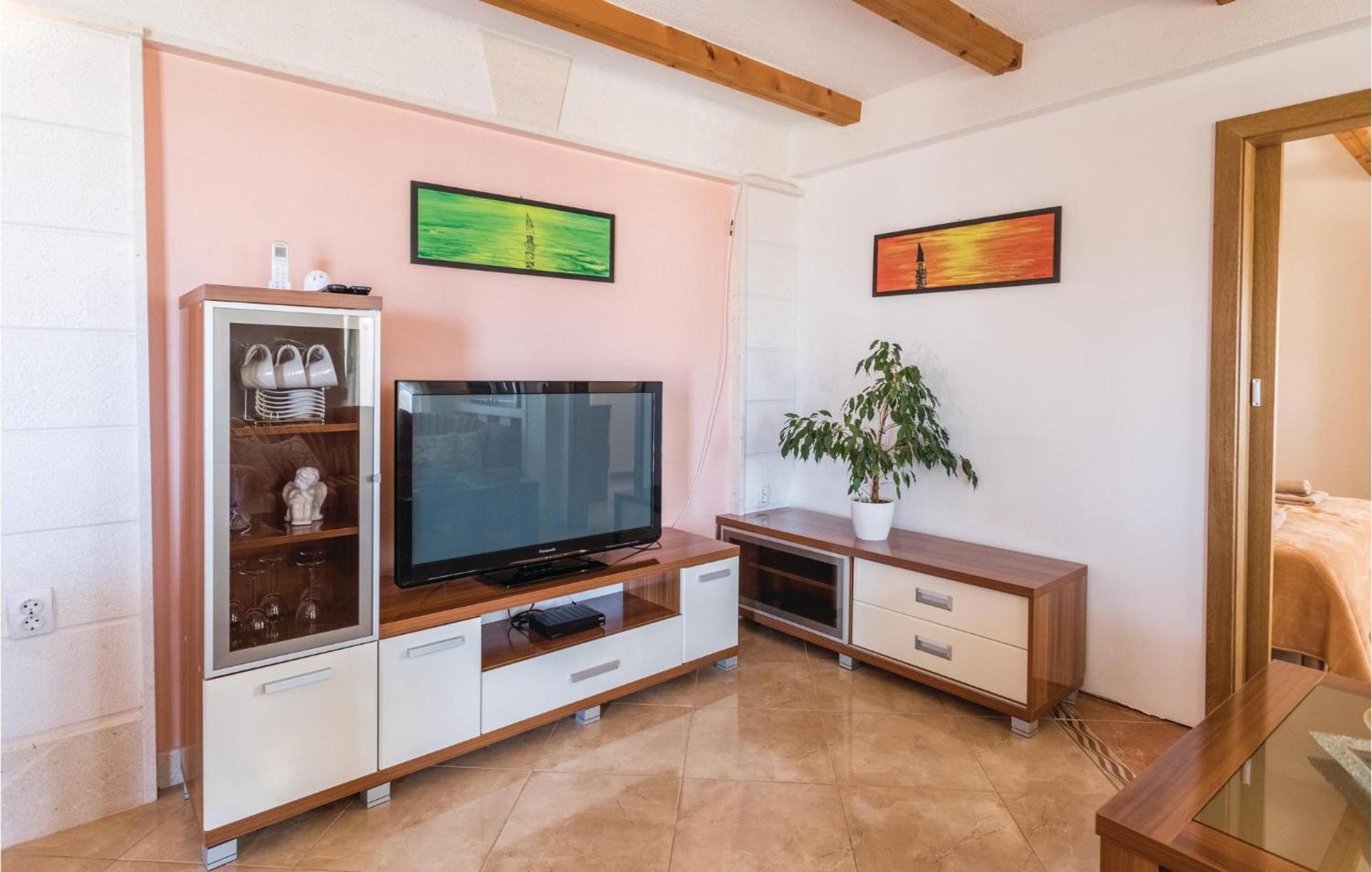 Lovely Apartment In Komarna With House Sea View Klek Exterior foto